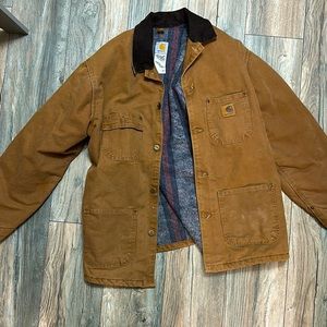 Carhart Jacket, size Large L, classic look. Great condition!